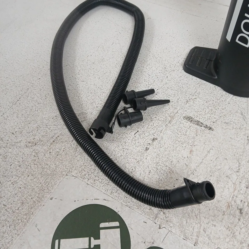 DOUBLE ACTION PUSH/PULL HAND PUMP 2X2000CC WITH HOSE ATTACHMENTS
