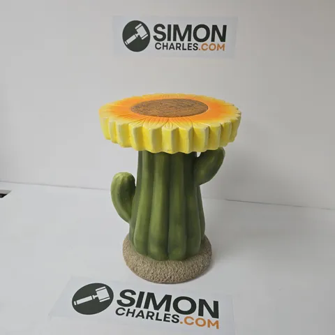CACTUS-SHAPED DECORATIVE SCULPTURE WITH SUNFLOWER TOP