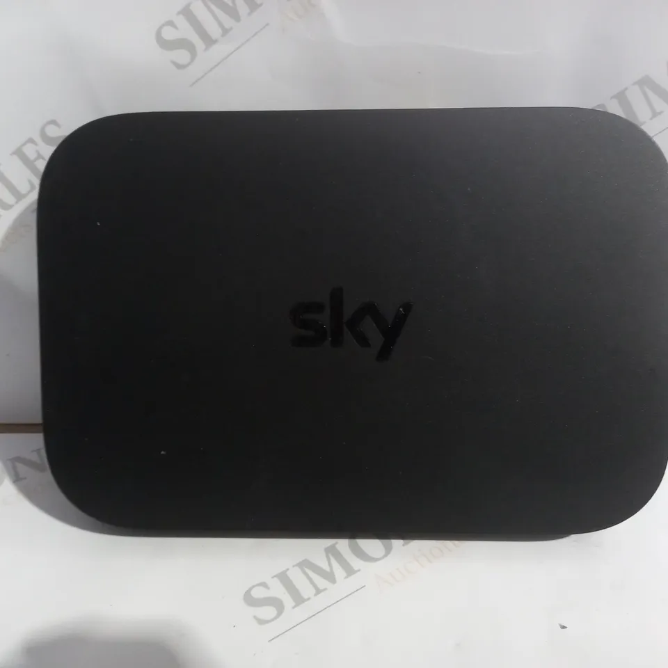 SKY EM150 Q MINI BOX
