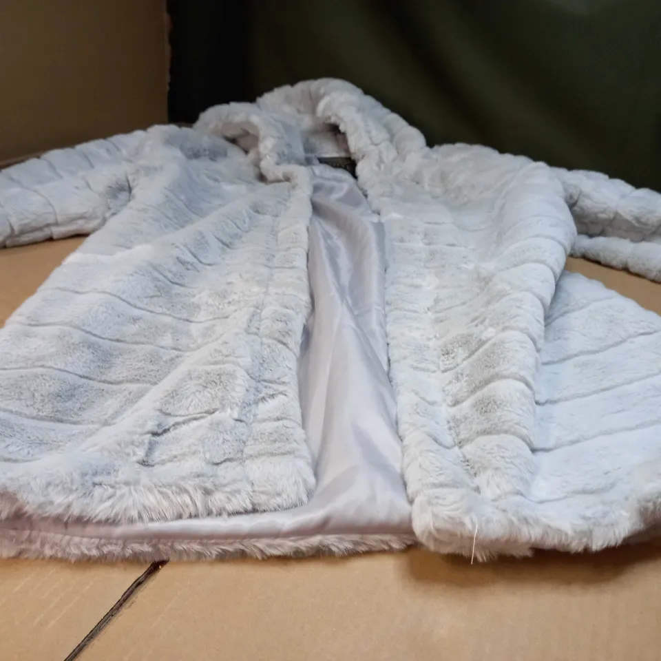 DESIGNER GREY FAUX FUR HOODED COAT - 2XL