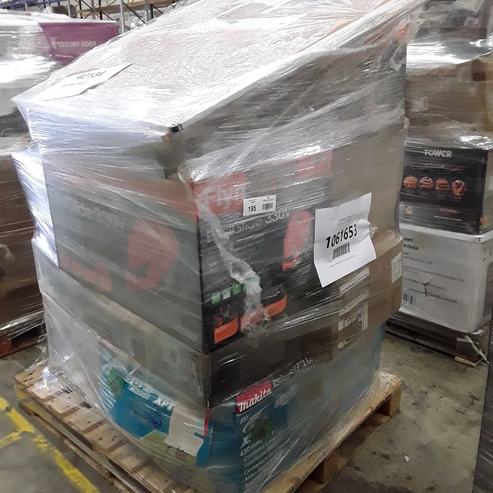 PALLET OF APPROXIMATELY 12 UNPROCESSED RAW RETURN HOUSEHOLD AND ELECTRICAL GOODS TO INCLUDE;