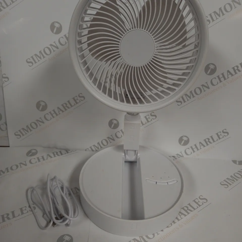 BELL & HOWELL RECHARGEABLE EXTENDABLE DESK & FLOOR FAN, WHITE