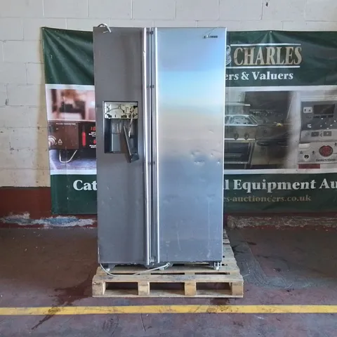 SAMSUNG DOUBLE DOOR REFRIGERATOR 