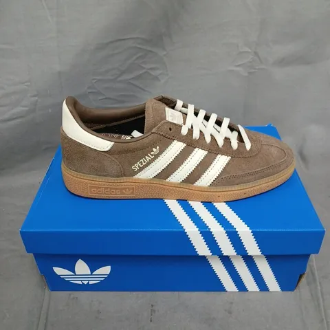 BOXED PAIR OF ADIDAS SPEZIAL TRAINERS - 4.5