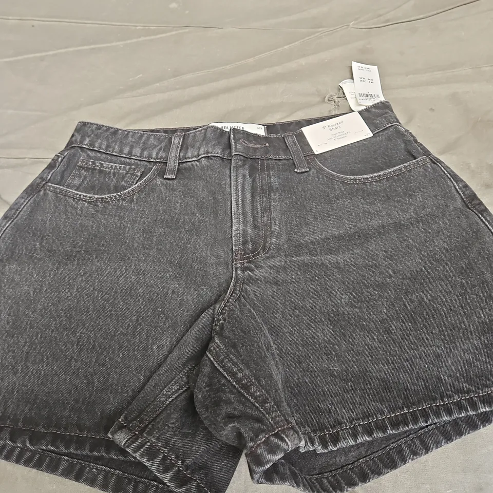 HOLLISTER 5" RELAXED SHORTS SIZE W28