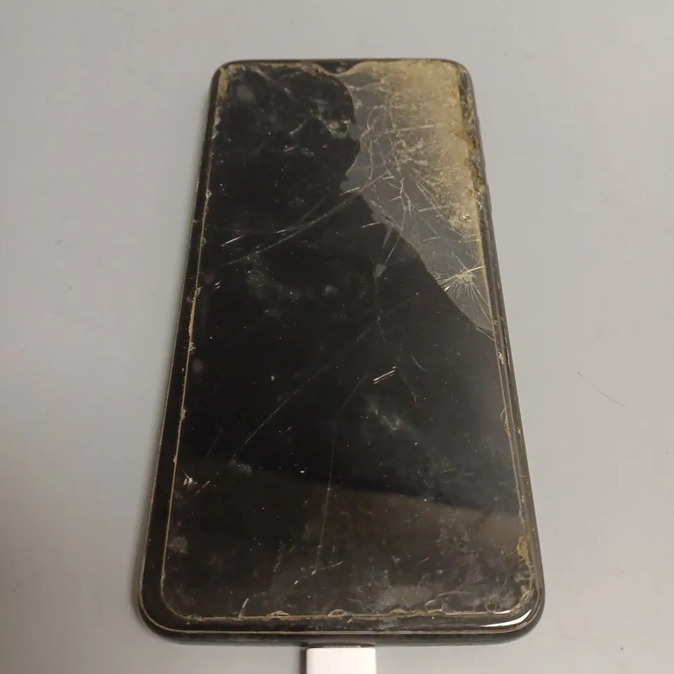MOTOROLA MOTO G8 POWER