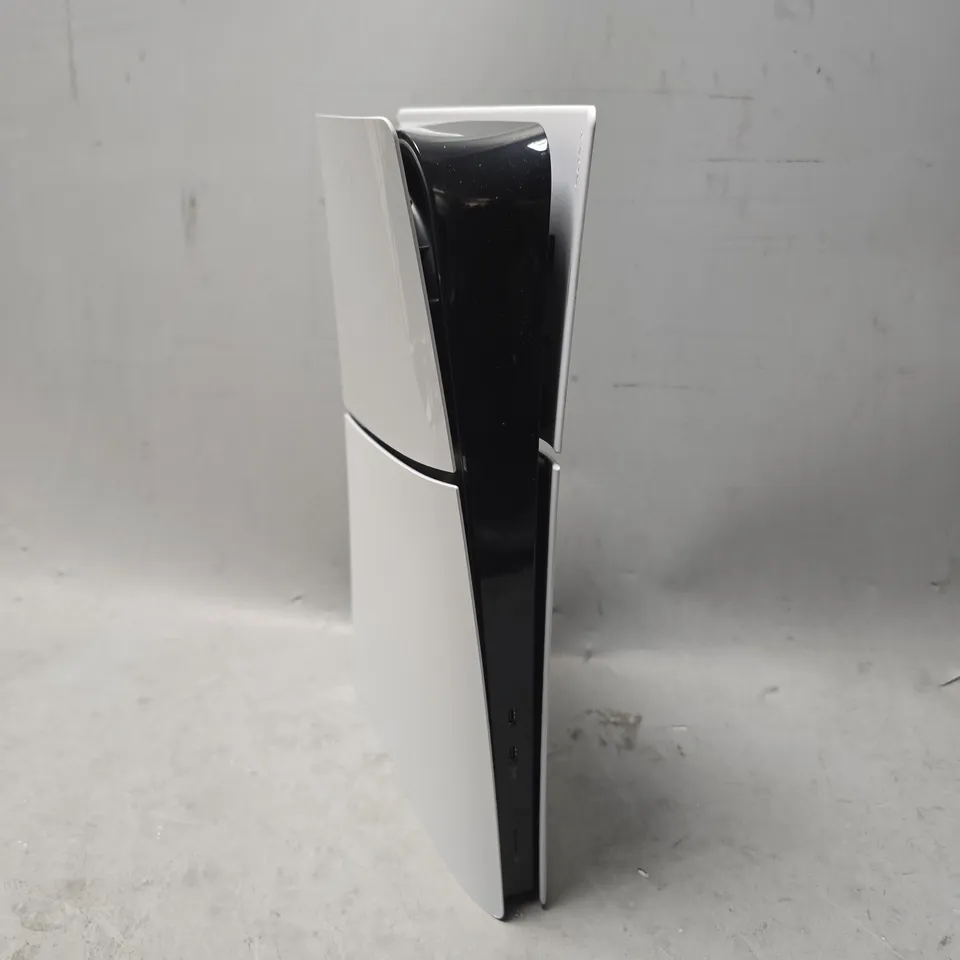 SONY PLAYSTATION 5 GAMING CONSOLE 