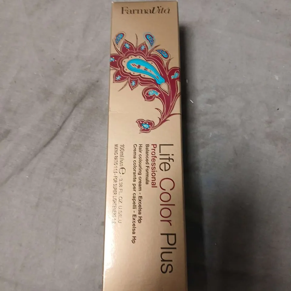 BOX OF APPROX 15 BOXED FARMA VITA LIFE COLOR PLUS PROFESSIONAL HAIR COLOUR