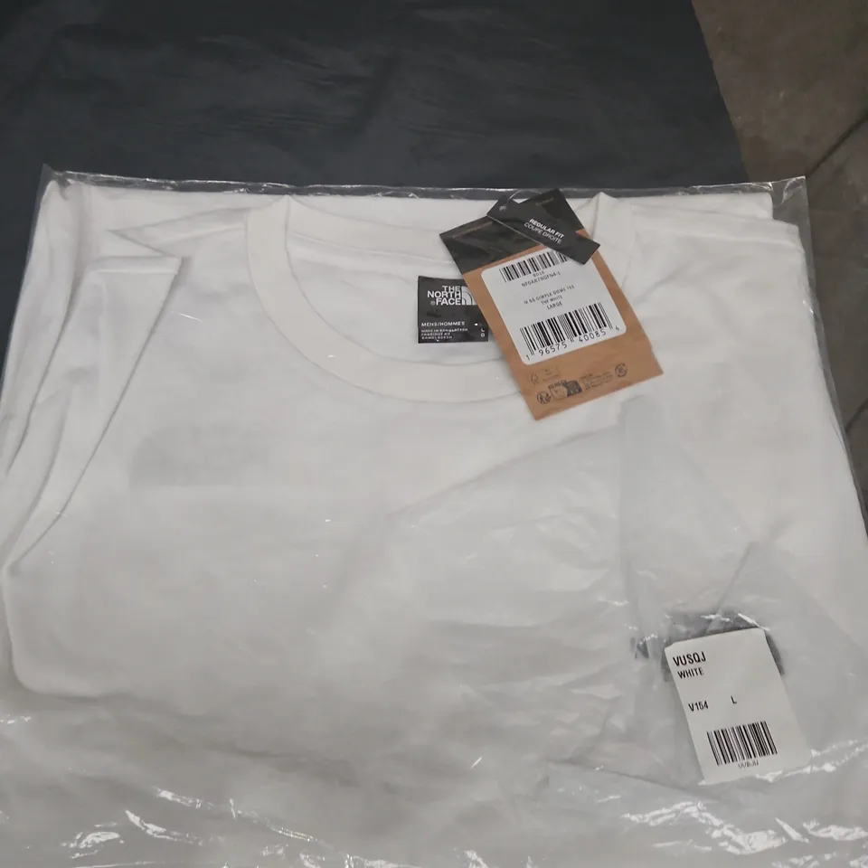 THE NORTH FACE WHITE T-SHIRT – MEN'S LARGE (L)