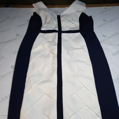 WOMENS OCCASSIONAL DRESS SIZE UNSPECIFIED