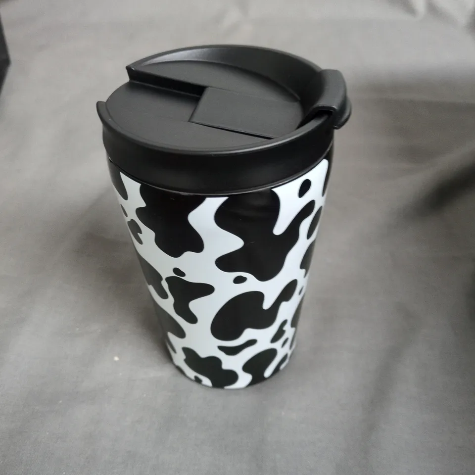 TOTE OF APPROXIMATELY 15 ASSORTED ITEMS TO INCLUDE: COW MUG 