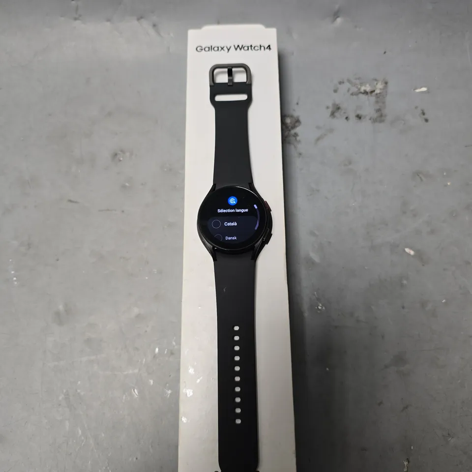 BOXED SAMSUNG GALAXY WATCH 4 