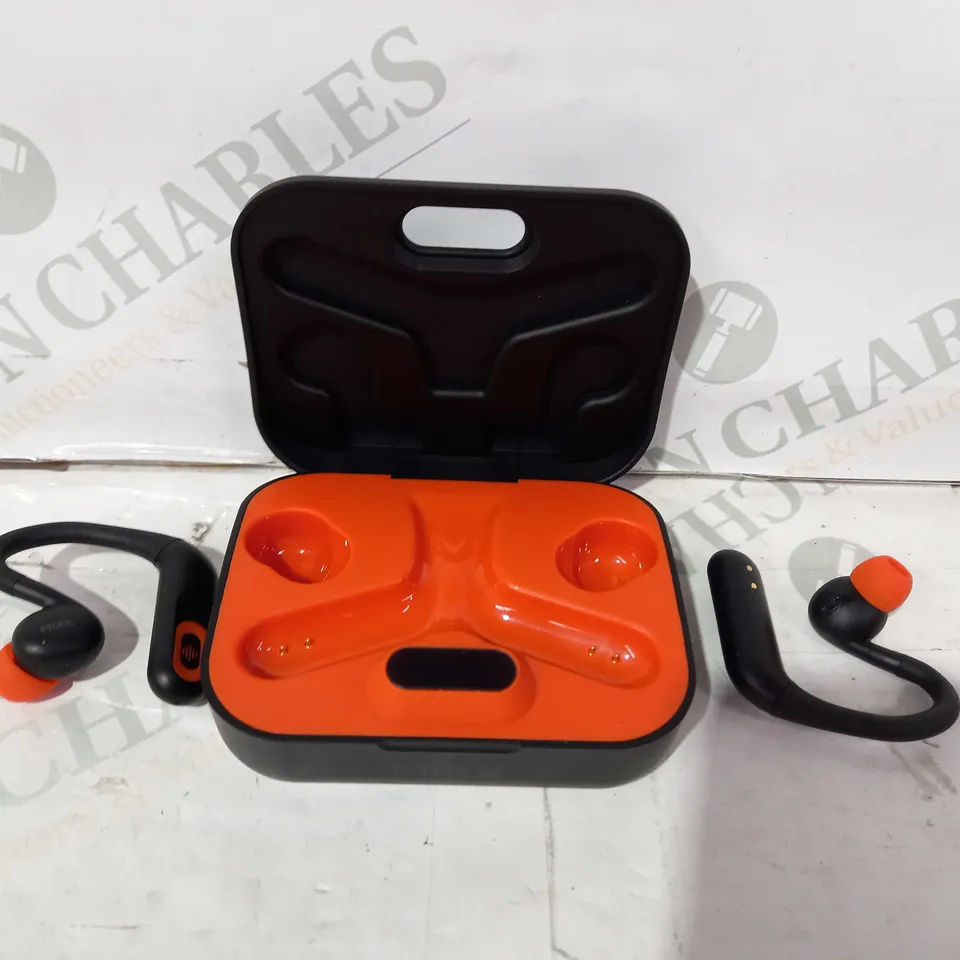 MIXX STREAMBUDS SPORTS CHARGE OVER EAR FLEXIBLE EARBUDS