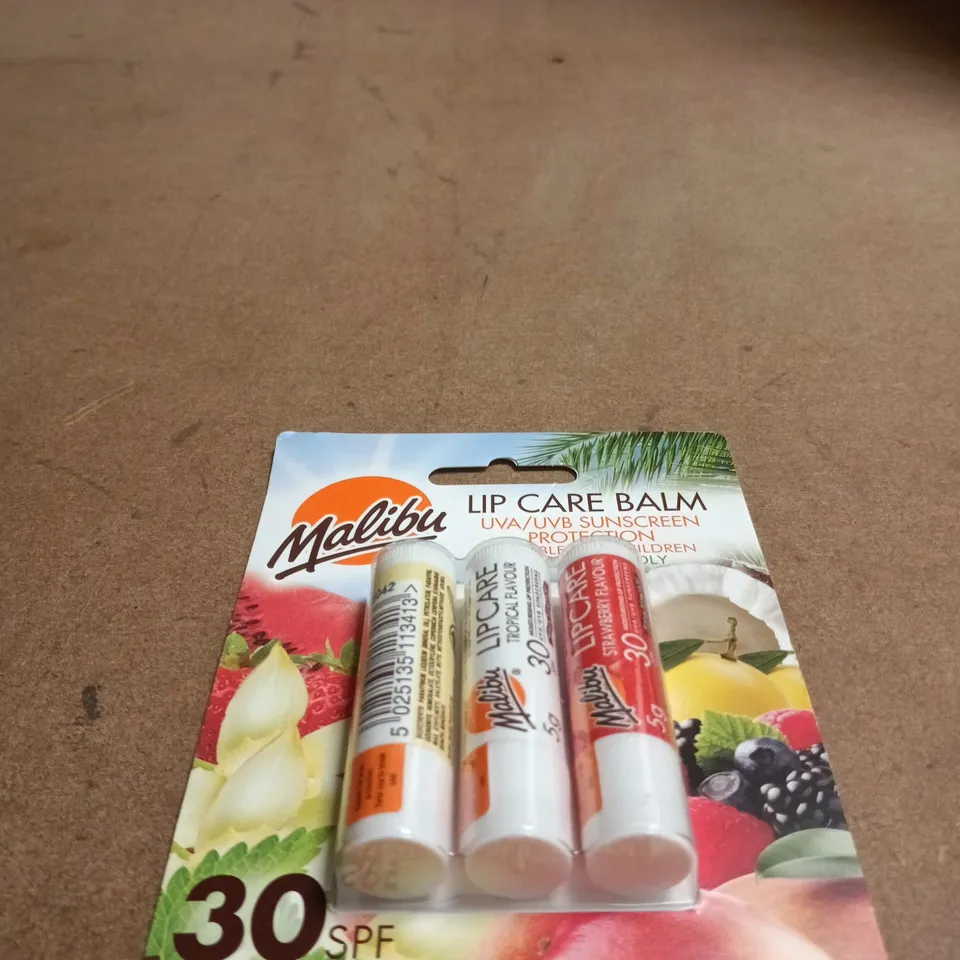 BOX OF APPROXIMATELY 10 ASSORTED BEAUTY PRODUCTS INCLUDING FUMORRY SCRUB GEL, MALIBU LIP BALM CARE AND NANO NEEDLE PATCH