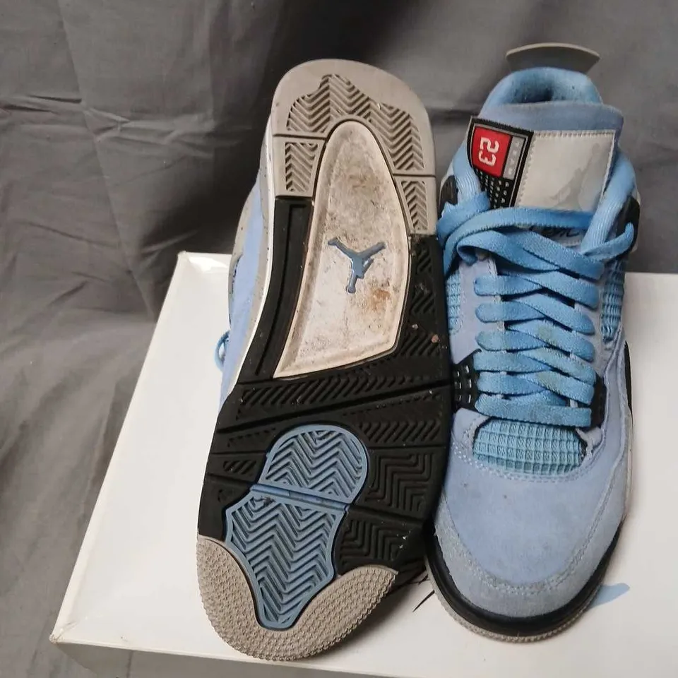 AIR JORDAN 4 RETRO UNIVERSITY BLUE/BLACK – UK 7 (US 8) MEN'S SNEAKERS