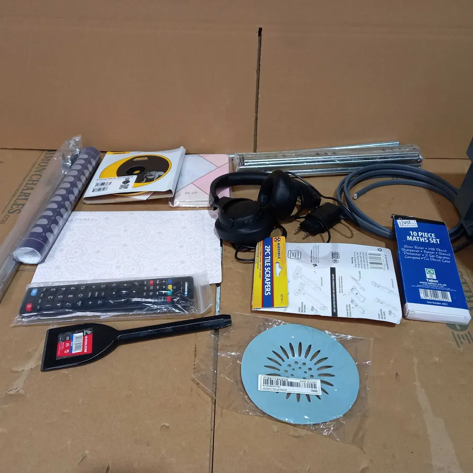 TOTE OF APPROXIMATELY 12 ASSORTED ITEMS TO INCLUDE A 2PC TILE SCRAPERS, A 10 PC MATHS SET AND A HEADSET