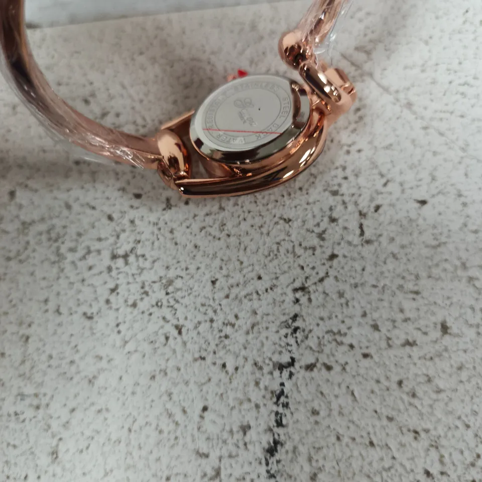 GENEVA ROSE GOLD-TONE LADIES' WRISTWATCH IN PINK PRESENTATION BOX
