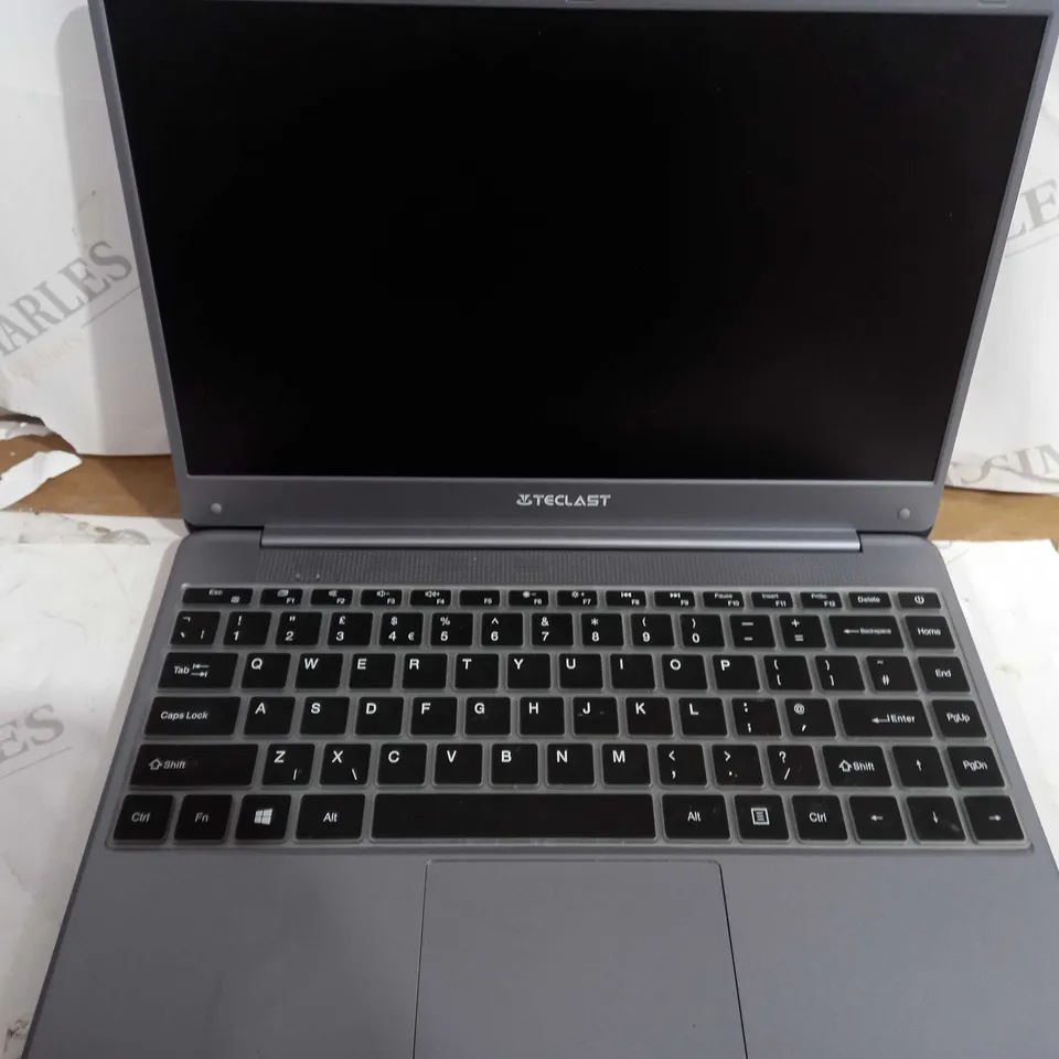 TECLAST LAPTOP F7 PLUS 3