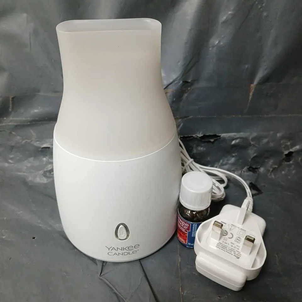 BOXED YANKEE CANDLE ULTRASONIC AROMA DIFFUSER KIT