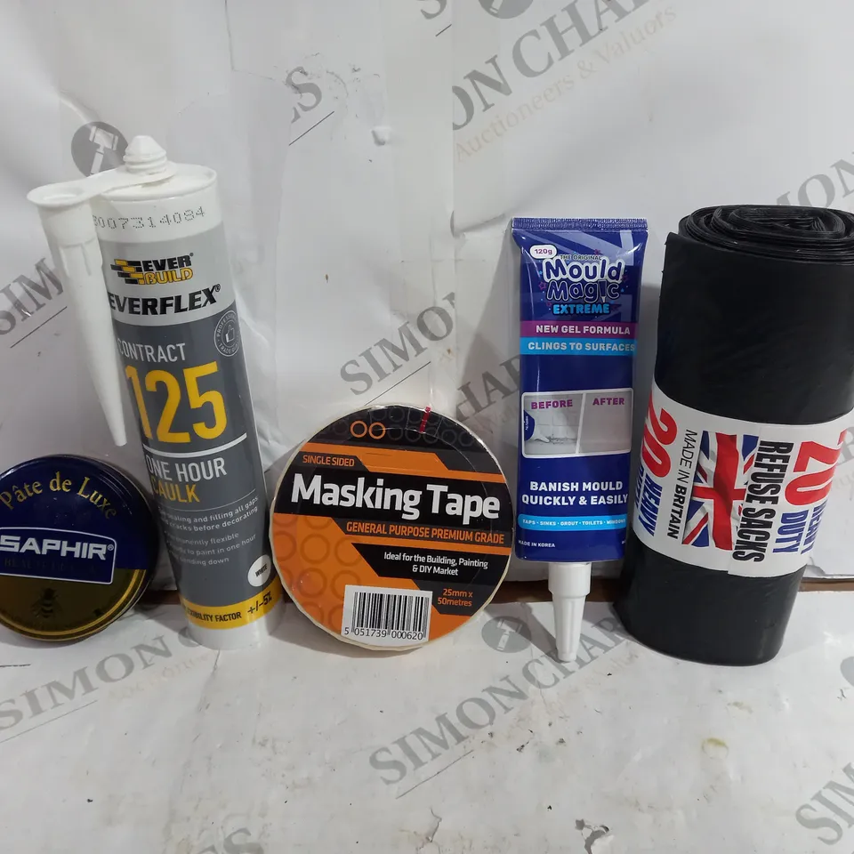 BOX OF APPROXIMATELY 15 ASSORTED ITEMS TO INCLUDE - MOULD MAGIC BANISH MOULD - MASKING TAPE - PATE DE LUXE SAPHIR ECT