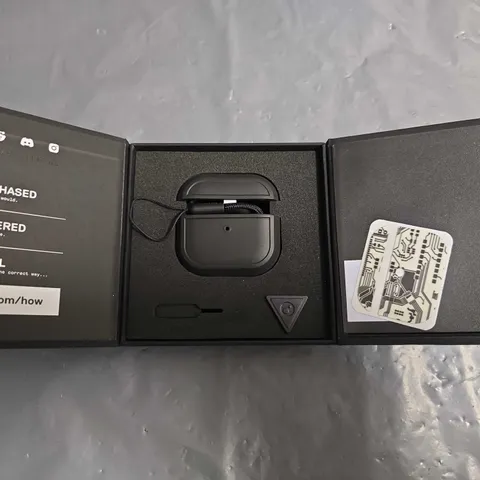 D-BRAND GRIP APPLE AIRPODS 3 CASE
