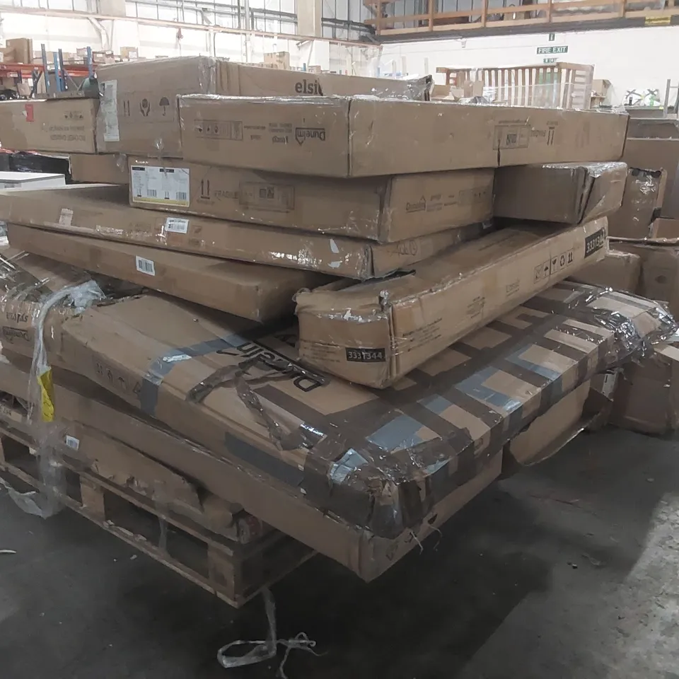 PALLET CONTAINING A VERY LARGE QUANTITY OF ASSORTED DESIGNER FURNITURE PARTS