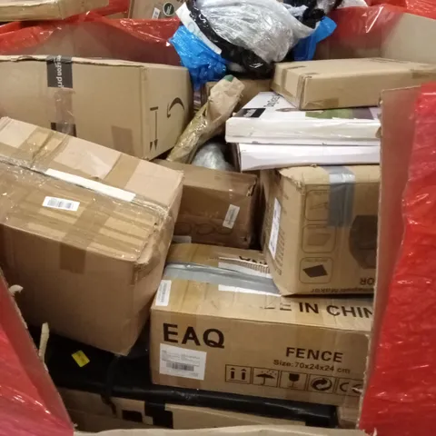 PALLET OF ASSORTED HOUSEHOLD GOODS AND PRODUCTS TO INCLUDE; PLAY MAT, FRYING PANS, CHAPATI MAKER ETC