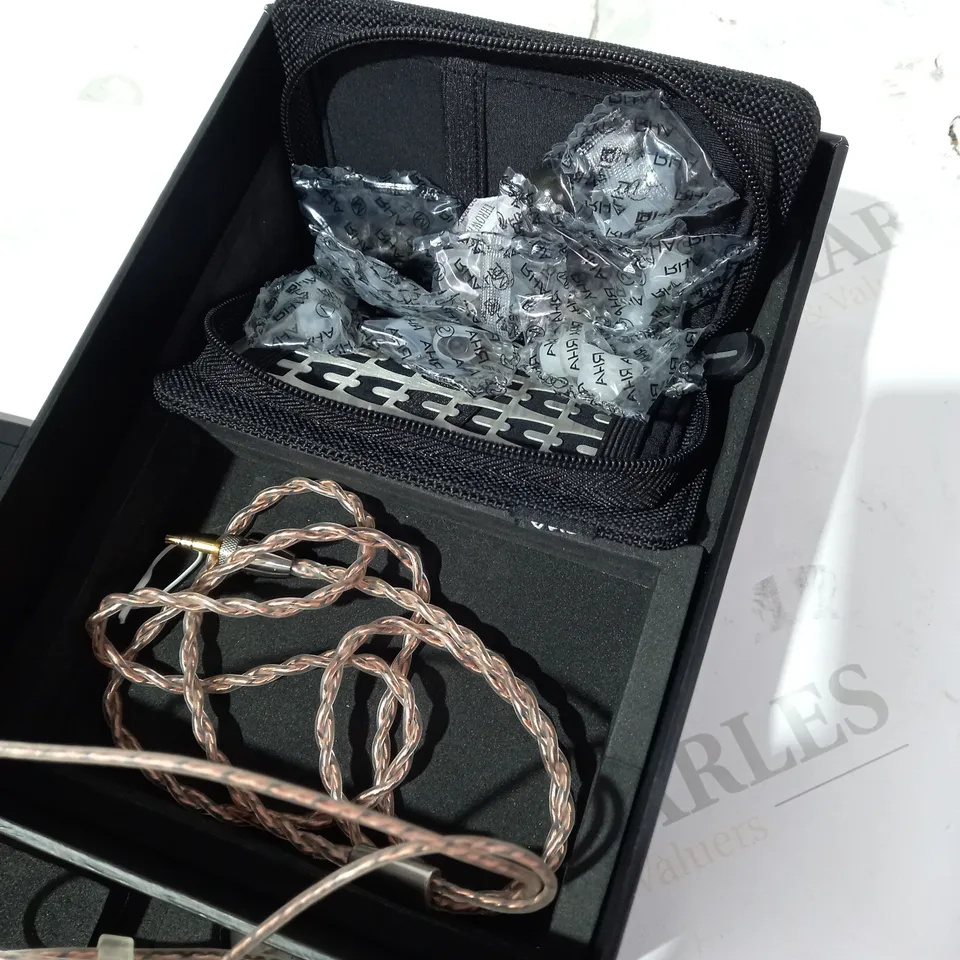 RHA L750 PRECISION IN-EAR HEADPHONE FOR USE WITH AMPLIFIERS 