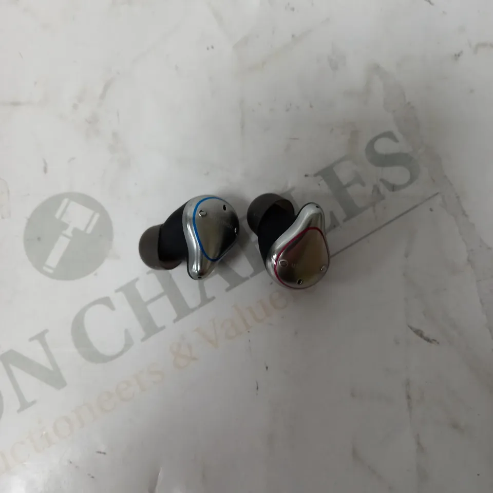 BOXED BOKMAN EARBUDS 