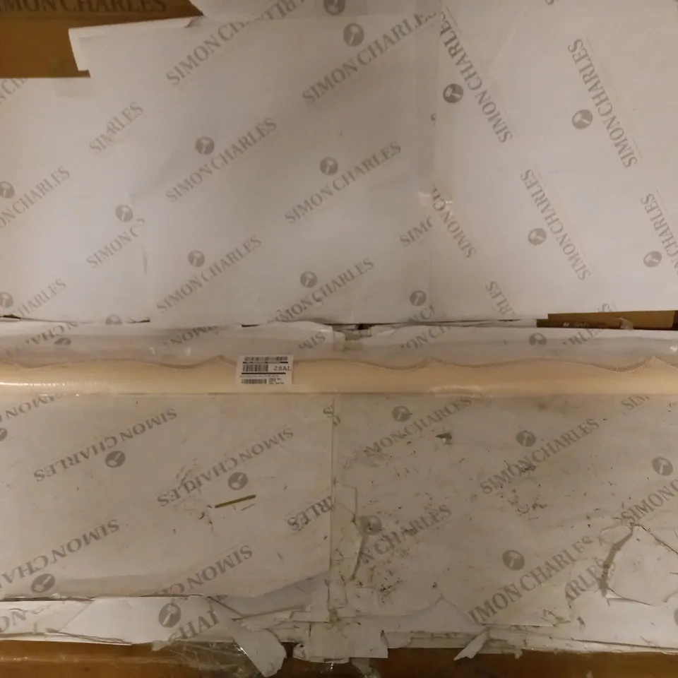 PLAIN SCALLOPED ROLLER BLINDS 120X160