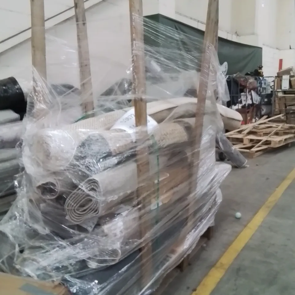 STILLAGE OF APPROXIMATELY 20 QUALITY DESIGNER RUGS