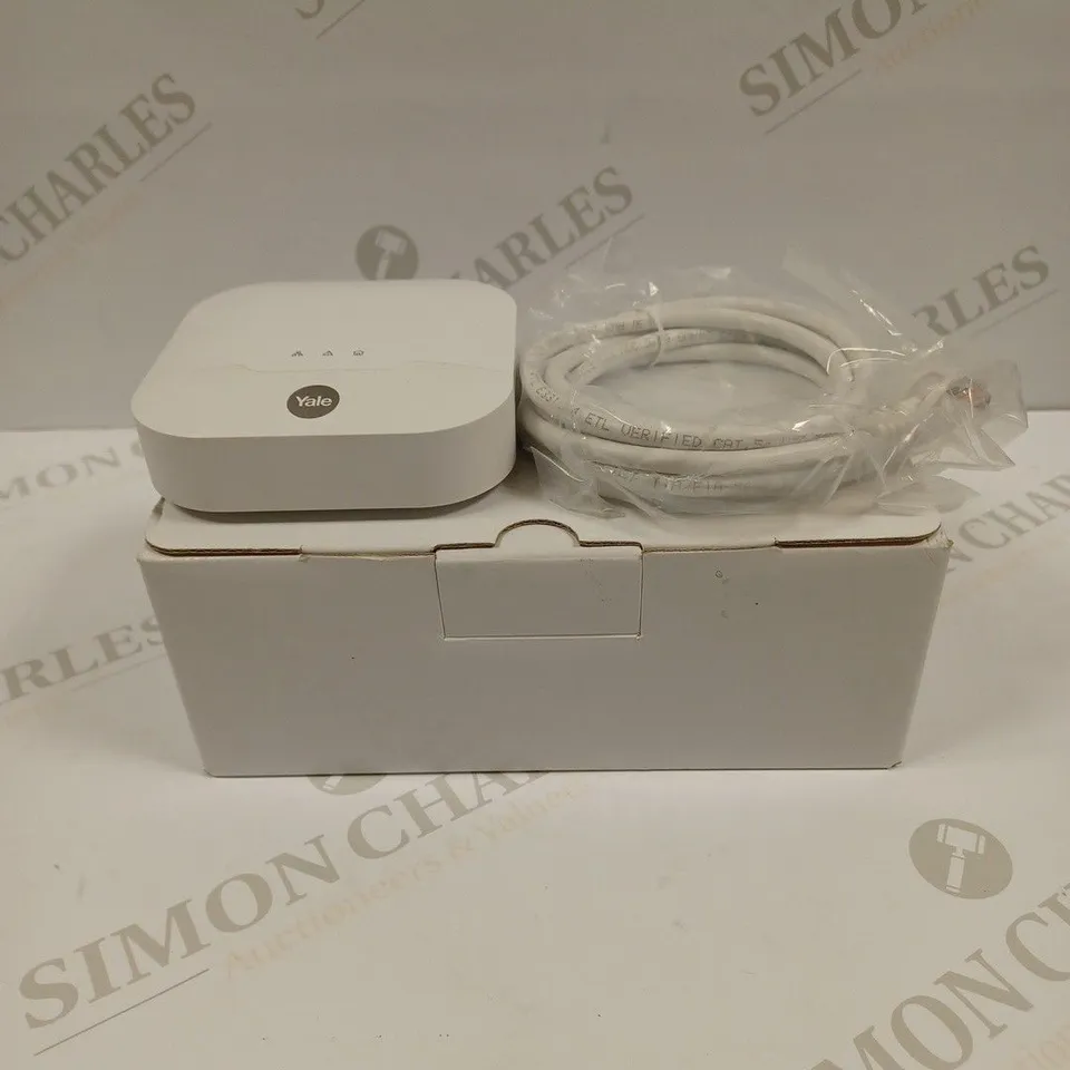 BOXED YALE SMART HUB 3.0 