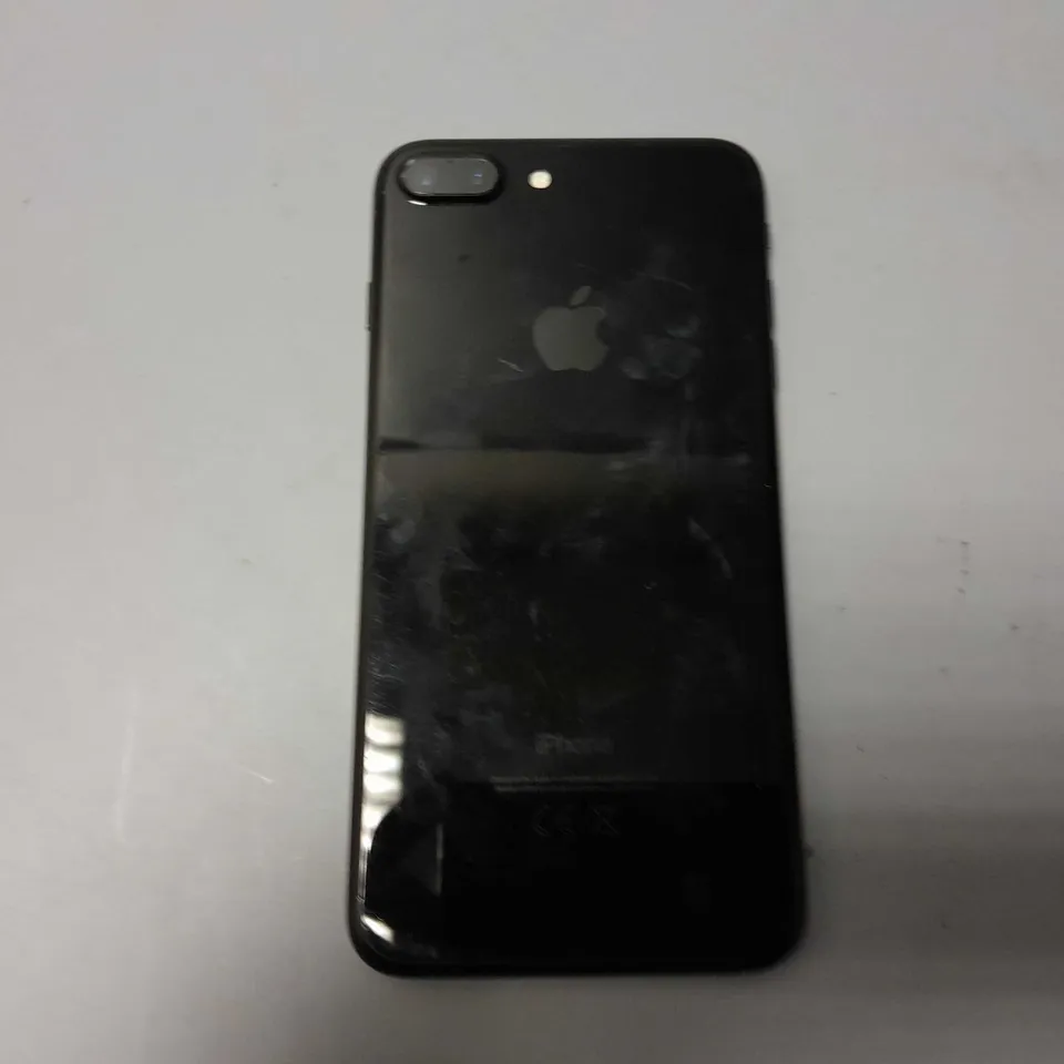 APPLE IPHONE 8 PLUS
