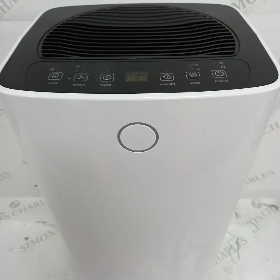 OUTLET 12L DEHUMIDIFIER WITH 2L WATER TANK AND TIMER