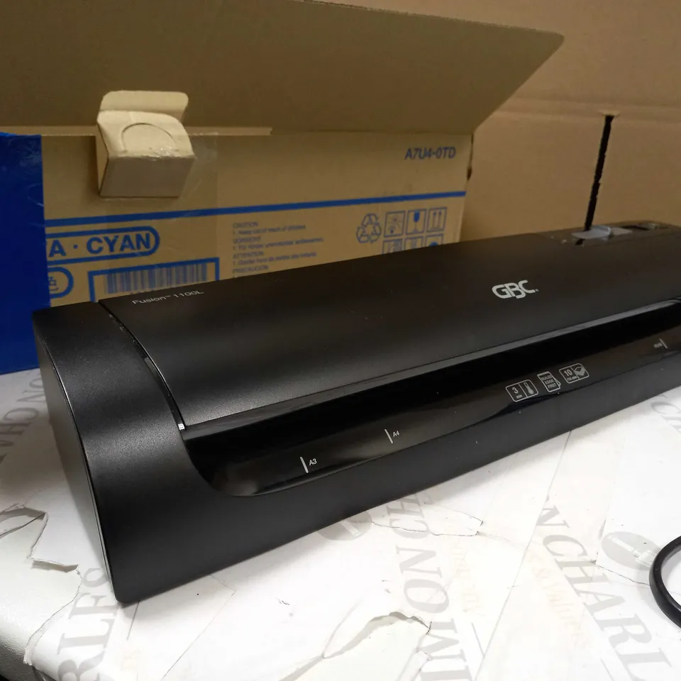 GBC FUSION 1100L A3 LAMINATOR - BLACK