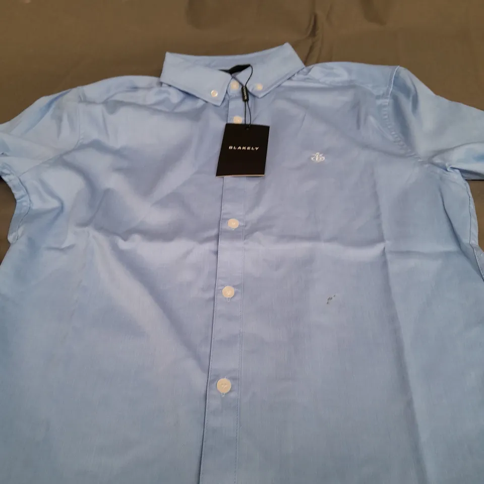 BLAKELY LIGHT BLUE SHIRT - SMALL