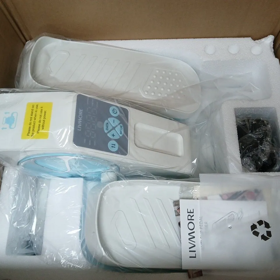 BOXED LIVMORE PEDAL TRAINERS IN BLACK