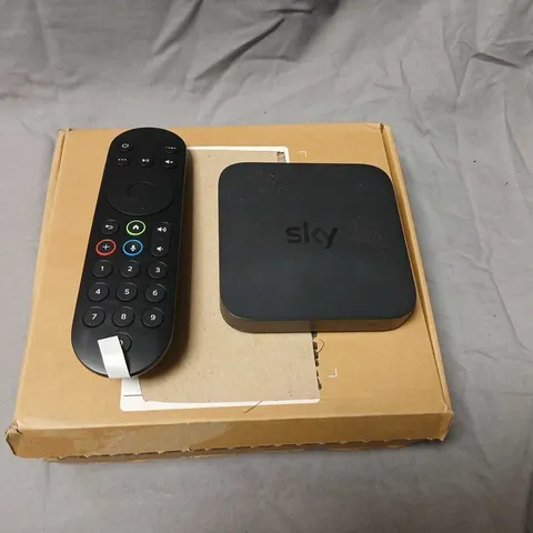 SKY IP061 PUCK SET-TOP BOX WITH REMOTE – BOXED