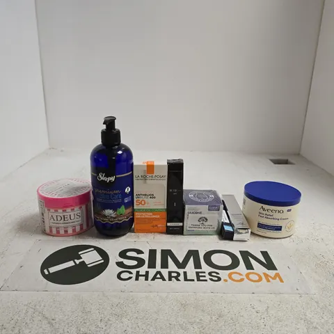 TOTE OF APPROXIMATELY 15 ASSORTED BEAUTY ITEMS INCLUDING AVEENO SKIN RELIEF FAST ABSORBING CREAM, LANCOME HYPNOSE WATERPROOF MASCARA AND ELAIMEI SILICONE SCAR SHEETS