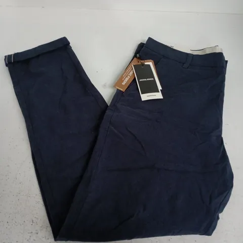 JACK & JONES FURY TROUSERS IN NAVY - W34/L34
