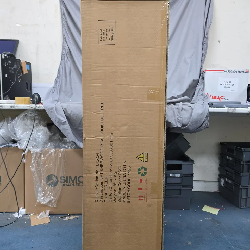 BOXED 6FT SHERWOOD REAL LOOK FULL CHRISTMAS TREE - COLLECTION ONLY 