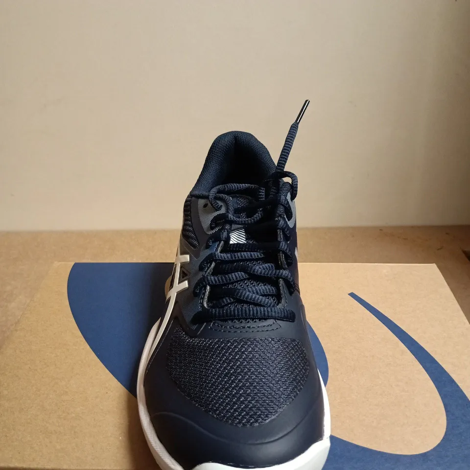 BOXED PAIR OF ASICS GAME FF WOMEN'S RUNNING SHOES MIDNIGHT/WHITE (US 9, UK 7)