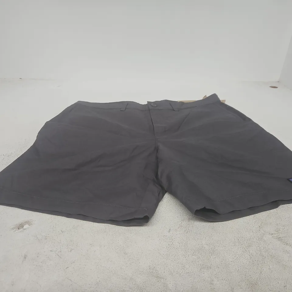 PATAGONIA MEN'S LIGHTWEIGHT ALL-WEAR HEMP SHORTS – FORGE GREY, 8IN INSEAM