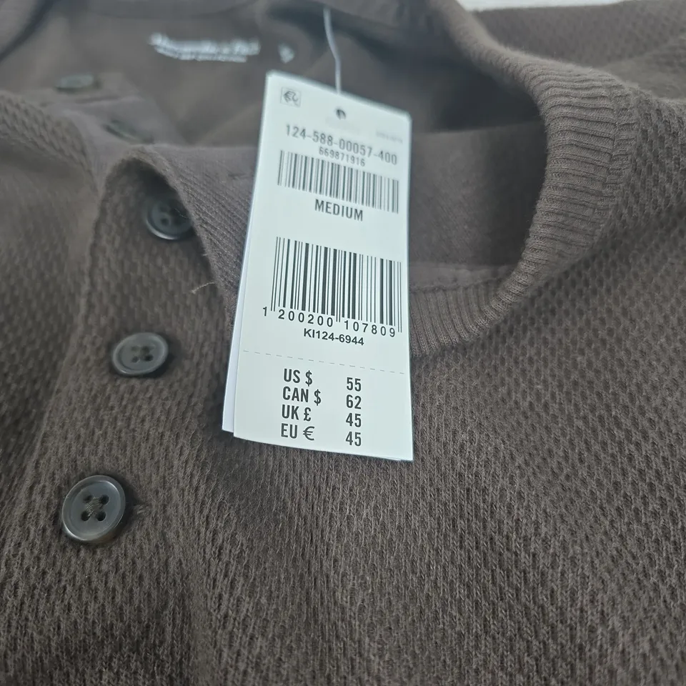ABERCROMBIE & FITCH SOFT A & F COLLECTION BROWN LONG SLEEVE TOP – MEDIUM