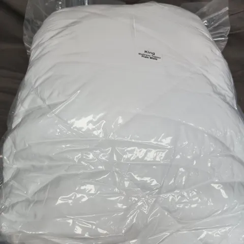 KING MATTRESS TOPPER β PLAIN WHITE
