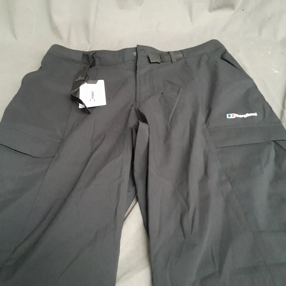 BERGHAUS BLACK WALKING PANTS - UK 18