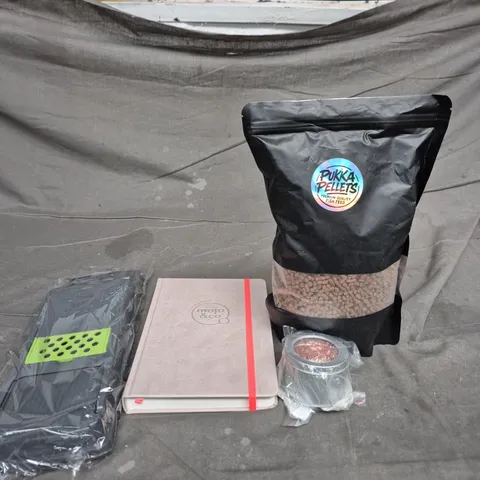 APPROXIMATELY 15 ASSORTED HOUSEHOLD ITEMS TO INCLUDE PUKKA PELLETS, DIARY FOOD SLICER ACCEESSORIES