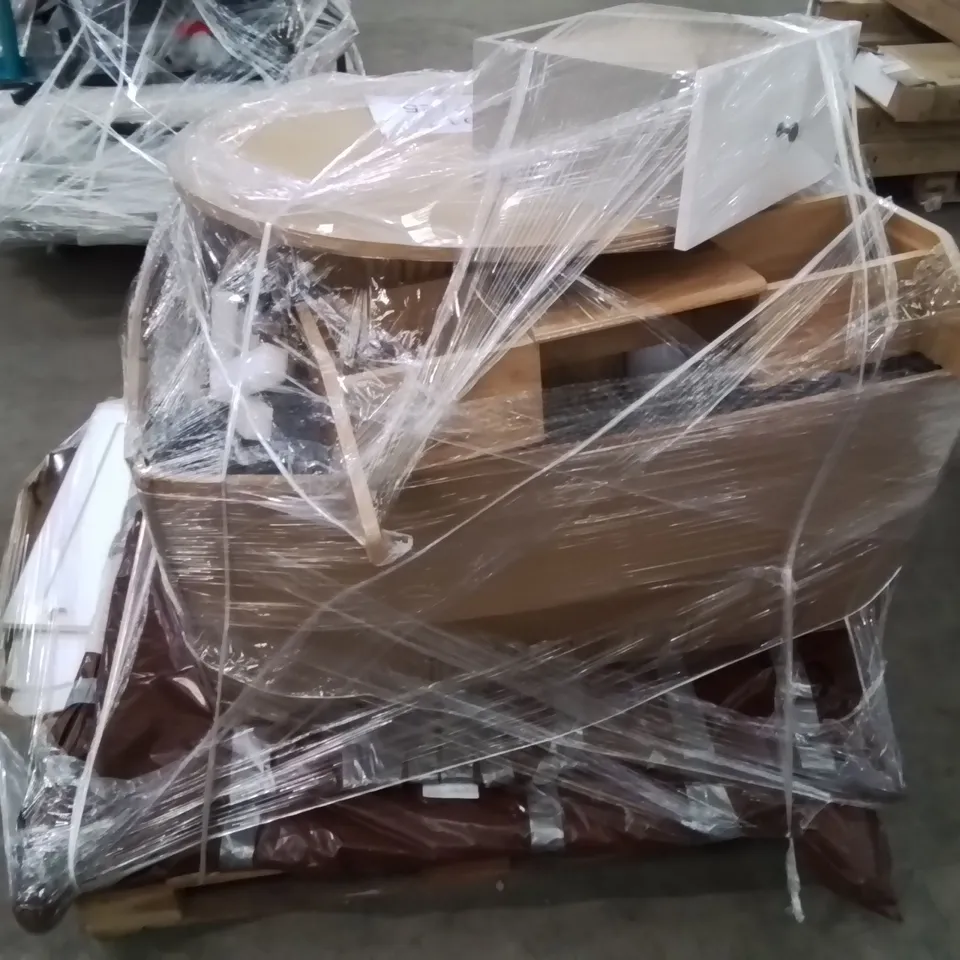 PALLET CONTAINING VARIOUS ASSORTED INCOMPLETE CUSTOMER RETURN ITEMS 