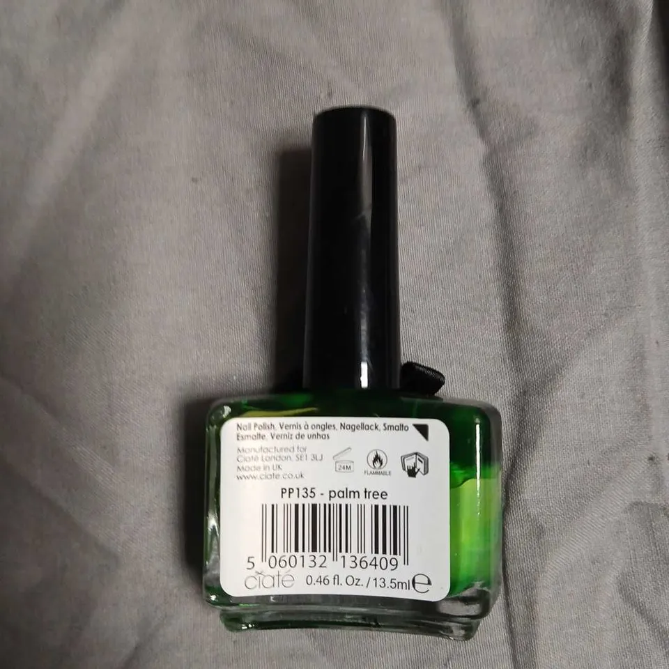 BOX OF APPROXIMATELY 100 CIATÉ PAINT POTS NAIL POLISH – PALM TREE (GREEN)-NO EXPIRY DATE SHOWN