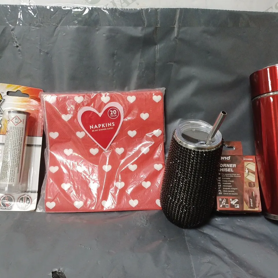 BOX OF APPROXIMATELY 15 ASSORTED ITEMS TO INCLUDE - NAPKINS , TREND CORNER CHISEL , OX EPOXY PUTTY ETC